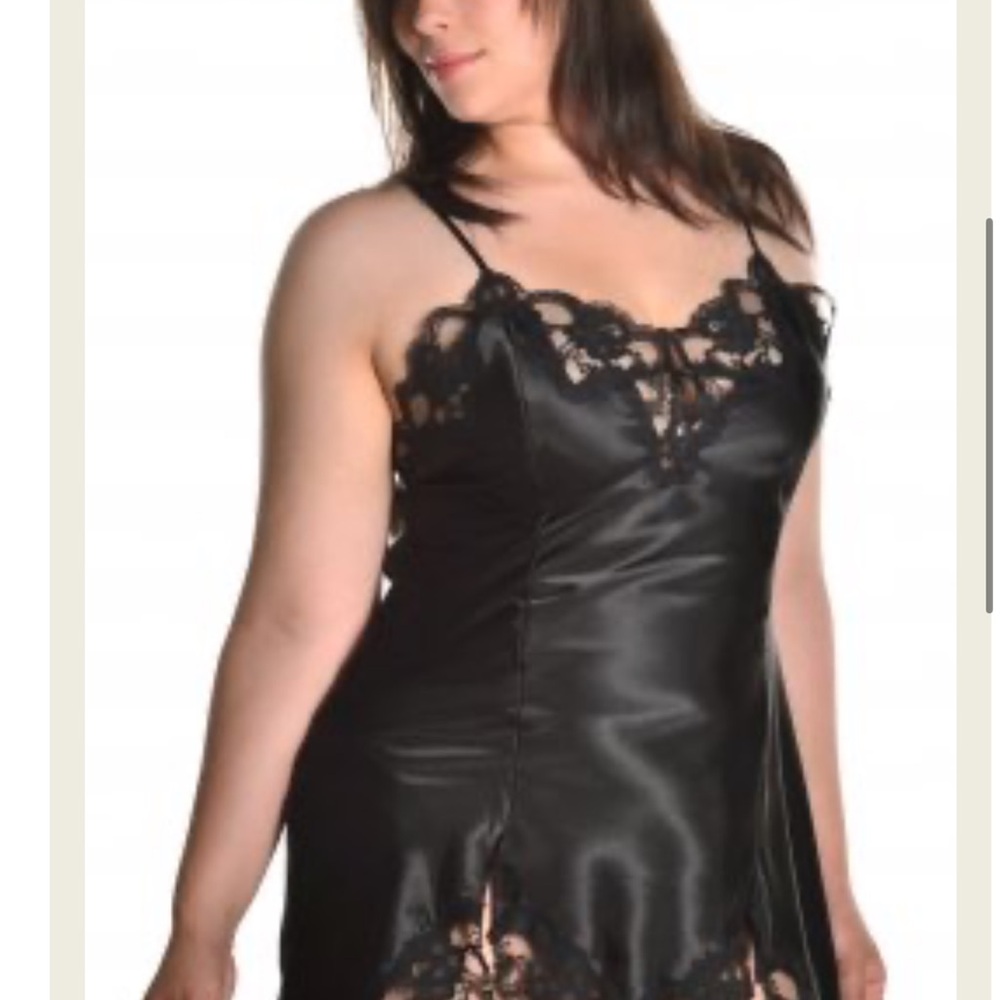 6x Elegant Black Lace Nightgown